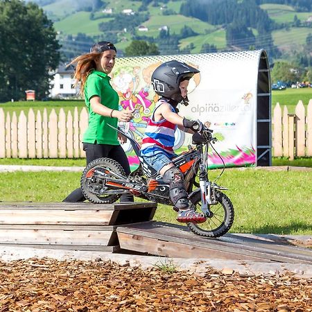 Alpina Zillertal . Family Lifestyle Kinderhotel Фюген Екстер'єр фото