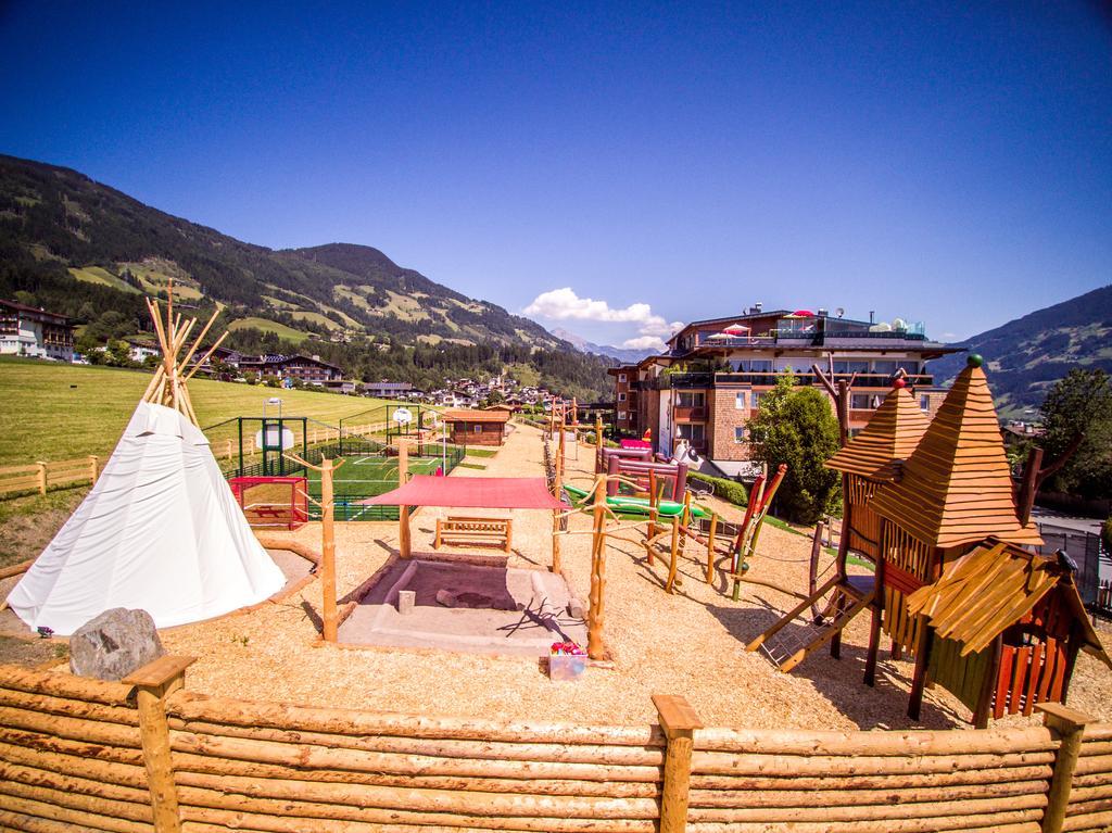 Alpina Zillertal . Family Lifestyle Kinderhotel Фюген Екстер'єр фото